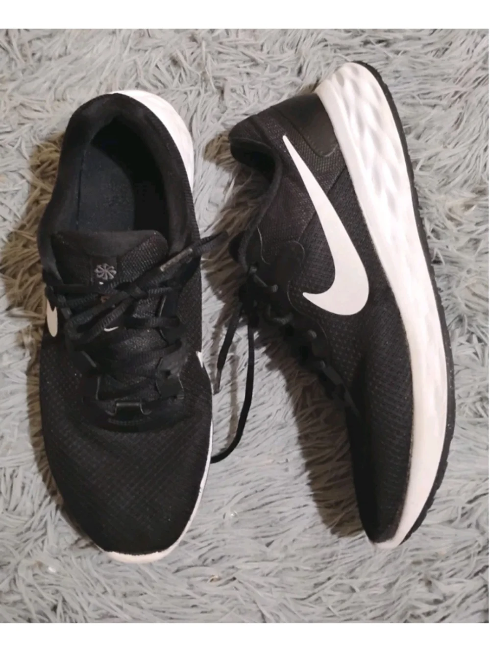 Nike Revolution 6 Next Nature Men Size 10.5 Black/White Athletic Shoe DC3728-003